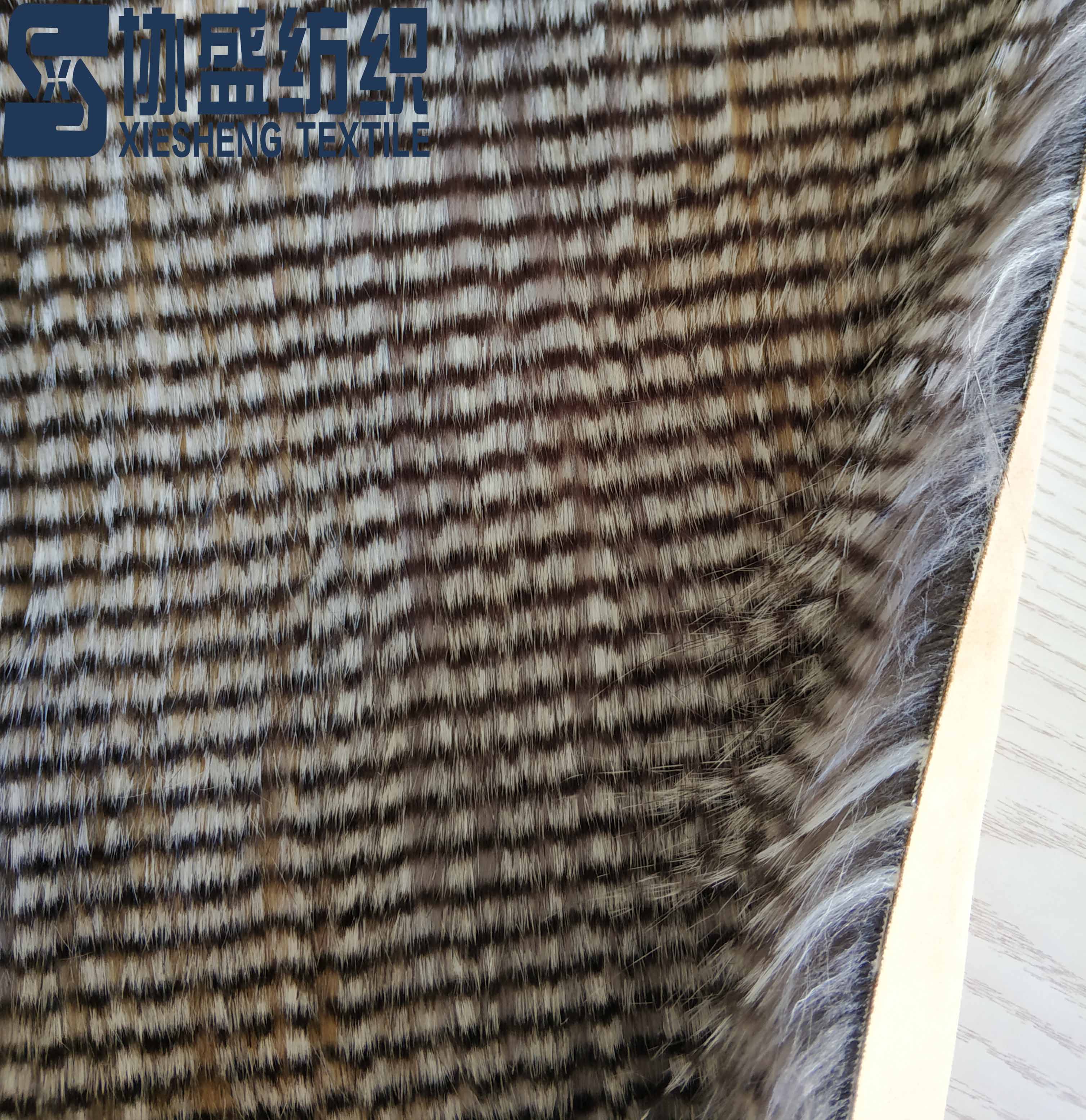 horizontal strip plush tip dyed bonded with micro suede